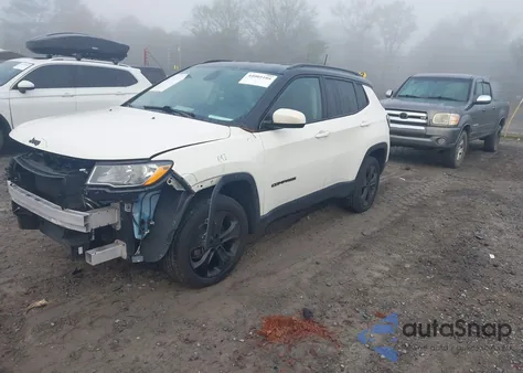 2019 Jeep Compass Altitude 4X4 из США, поврежденный, VIN 3C4NJDBB5KT673414